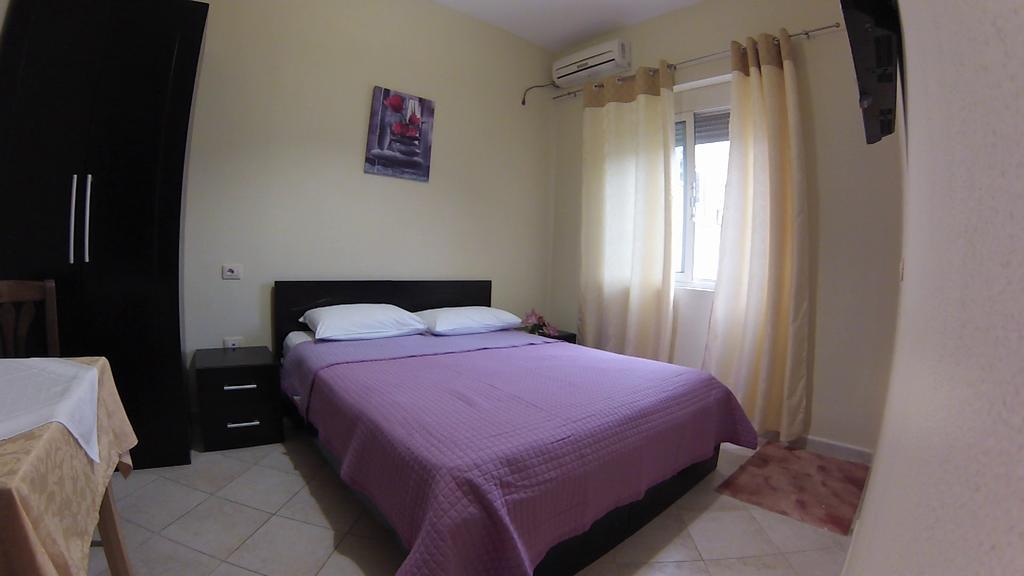 Hotel 4 Stinet Vlore Exterior photo
